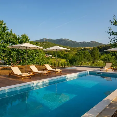 Agava Villa